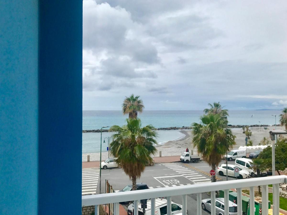 White Sand Ventimiglia Buitenkant foto