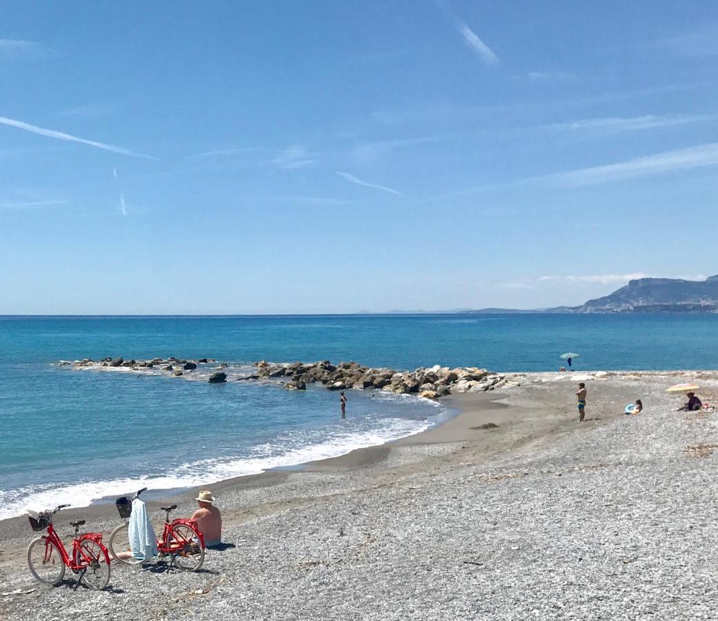 White Sand Ventimiglia Buitenkant foto